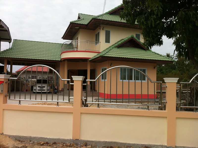 R11555270-44