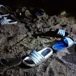 เจอรองเท้า 13 ชีวิต ทีมฟุตบอลเยาวชน-โค้ช สูญหายในถ้ำหลวง แต่ยังไม่พบตัว