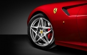 Ferrari_Fiorano_rims.jpg